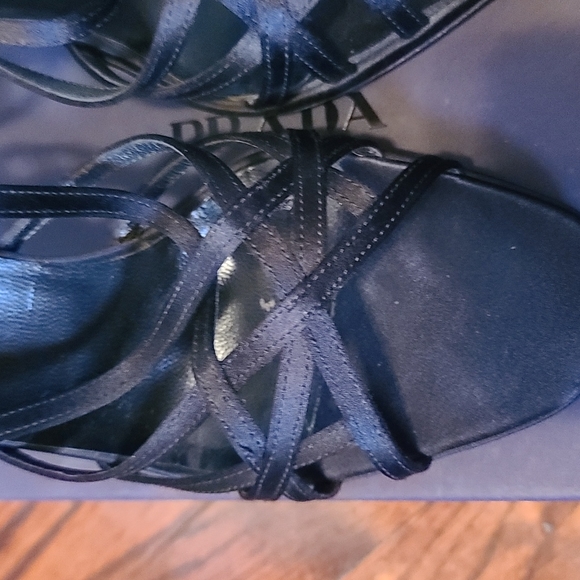 Prada Raso Nero shoes - Picture 9 of 10